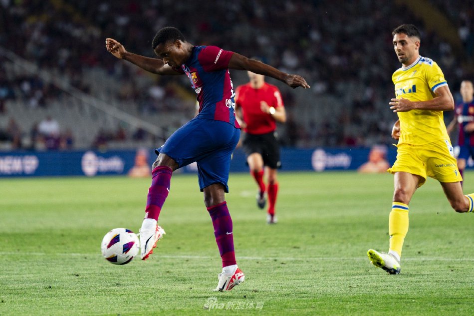 屡次迫使对 屡次迫使对