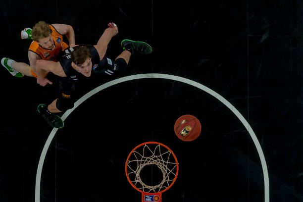 不能掉以轻 不能掉以轻